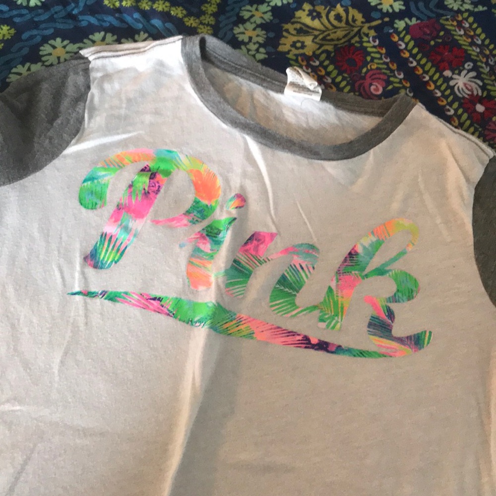 VS PINK TOP